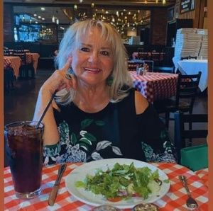 Meet your Posher, Sandra